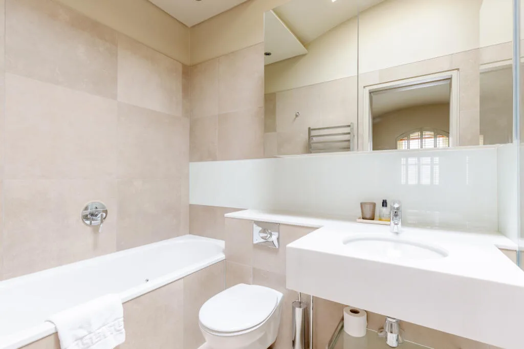 4 bedroom terraced house for rent