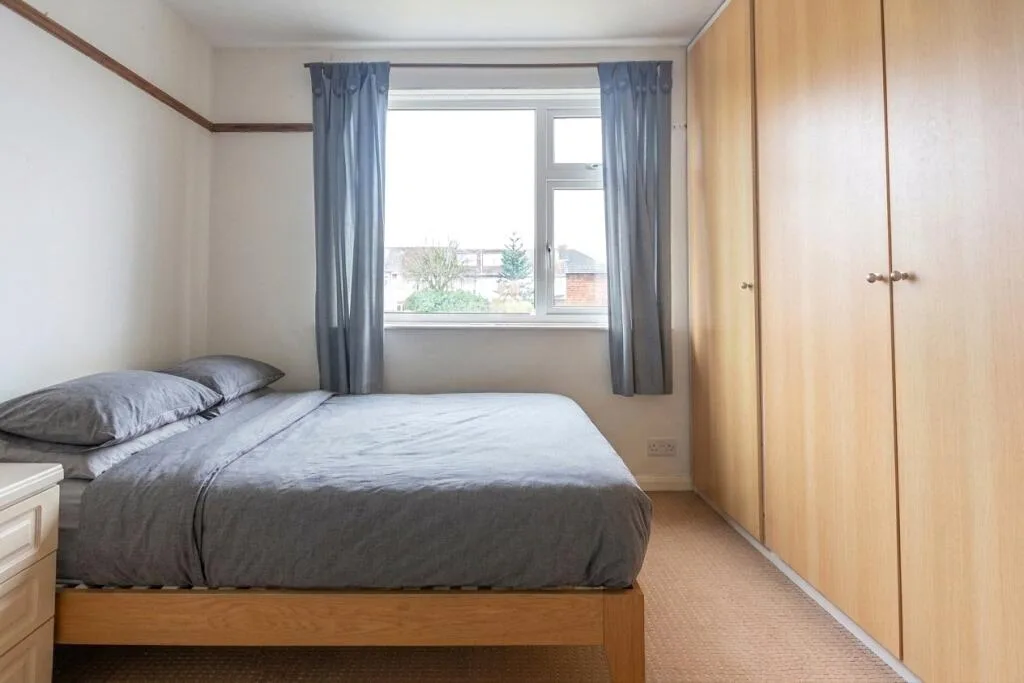 3 bedroom end of terrace house for rent