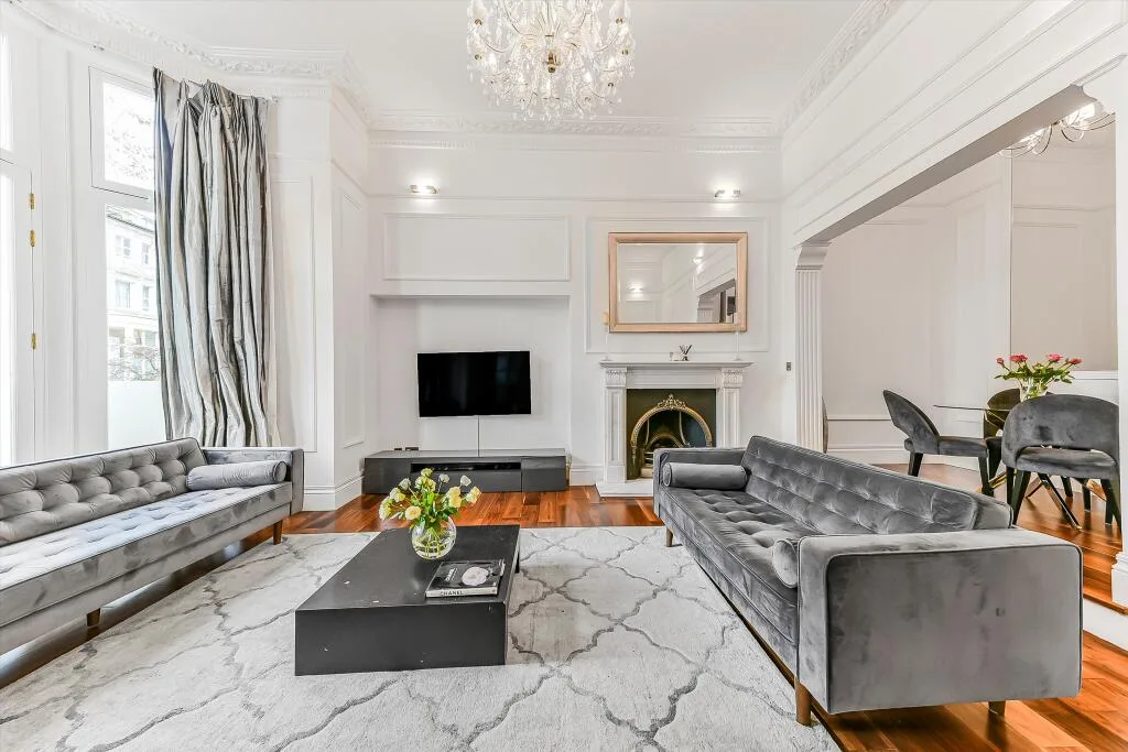 3 bedroom flat for rent