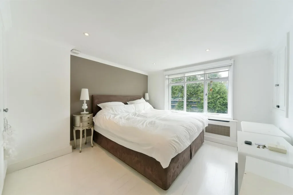 3 bedroom maisonette for rent