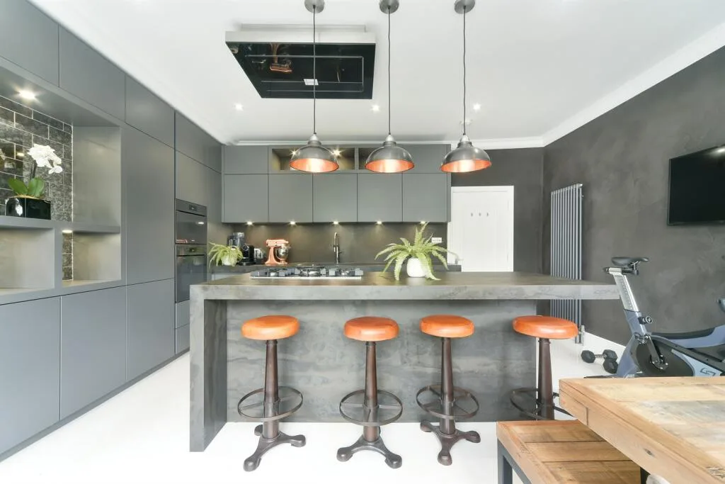 3 bedroom maisonette for rent