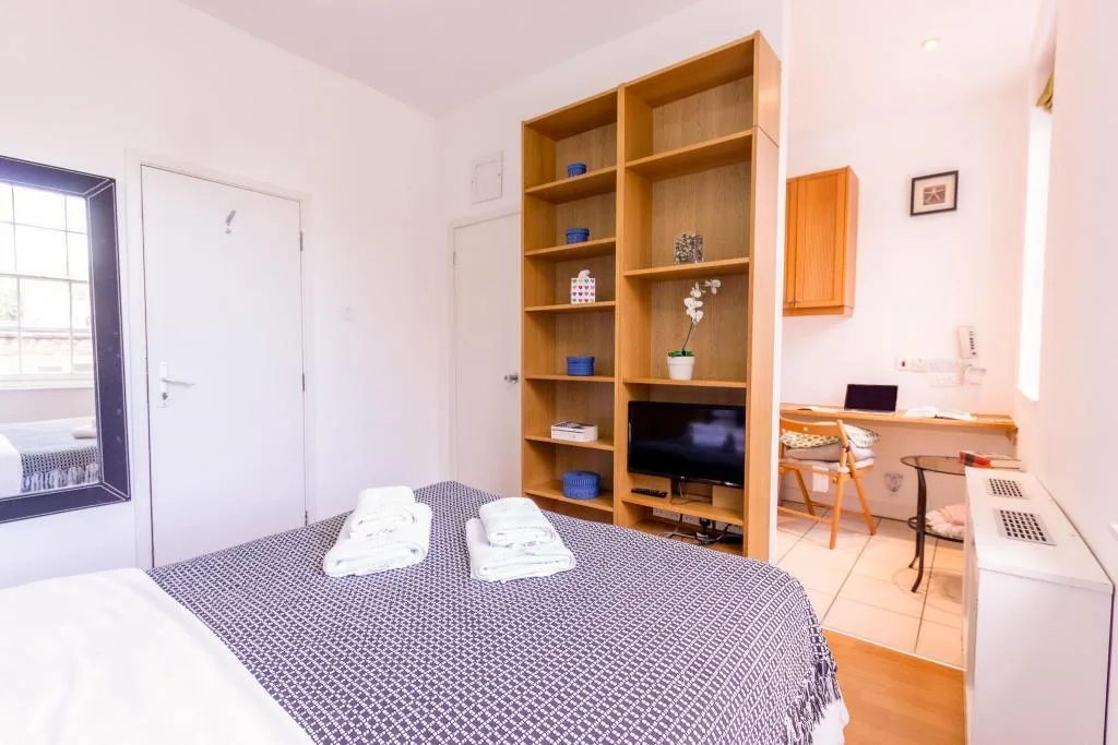 Studio flat for rent