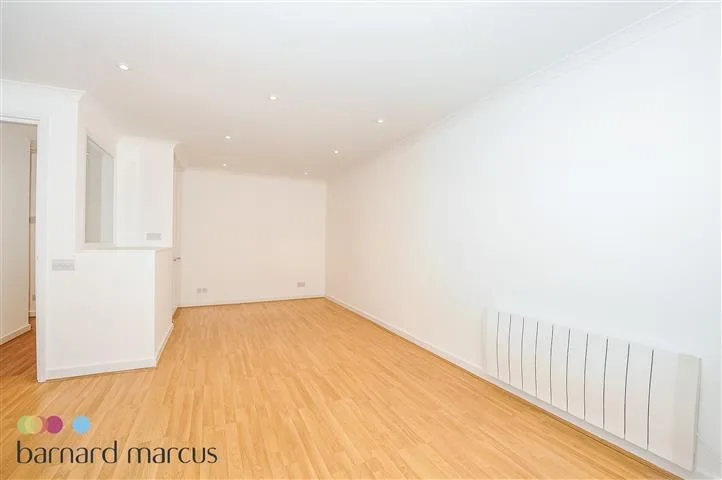 Studio apartment for rent