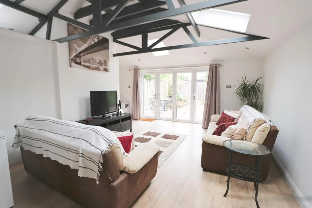 4 bedroom detached house for rent
