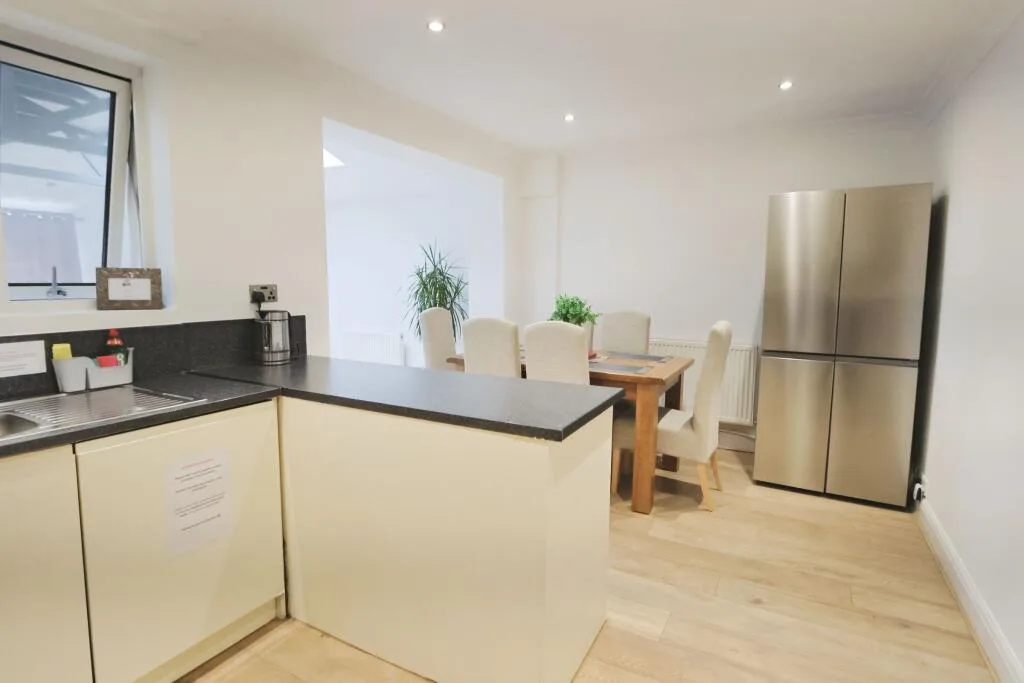 4 bedroom detached house for rent