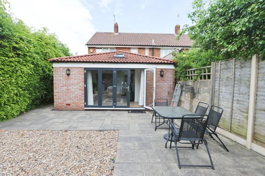 4 bedroom detached house for rent