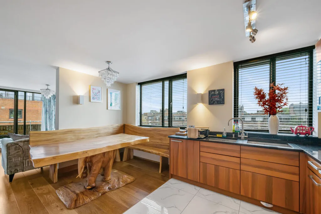 3 bedroom apartment for rent