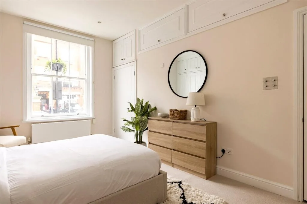 2 bedroom maisonette for rent