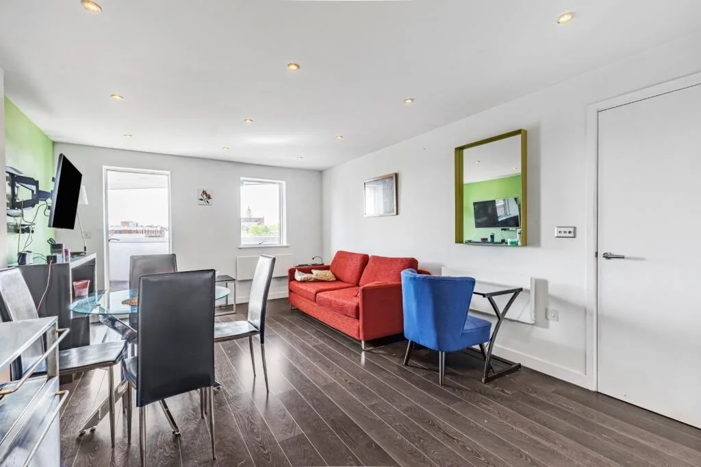 2 bedroom flat for rent