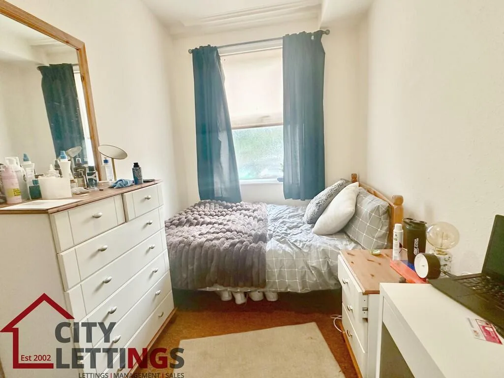 4 bedroom terraced house for rent