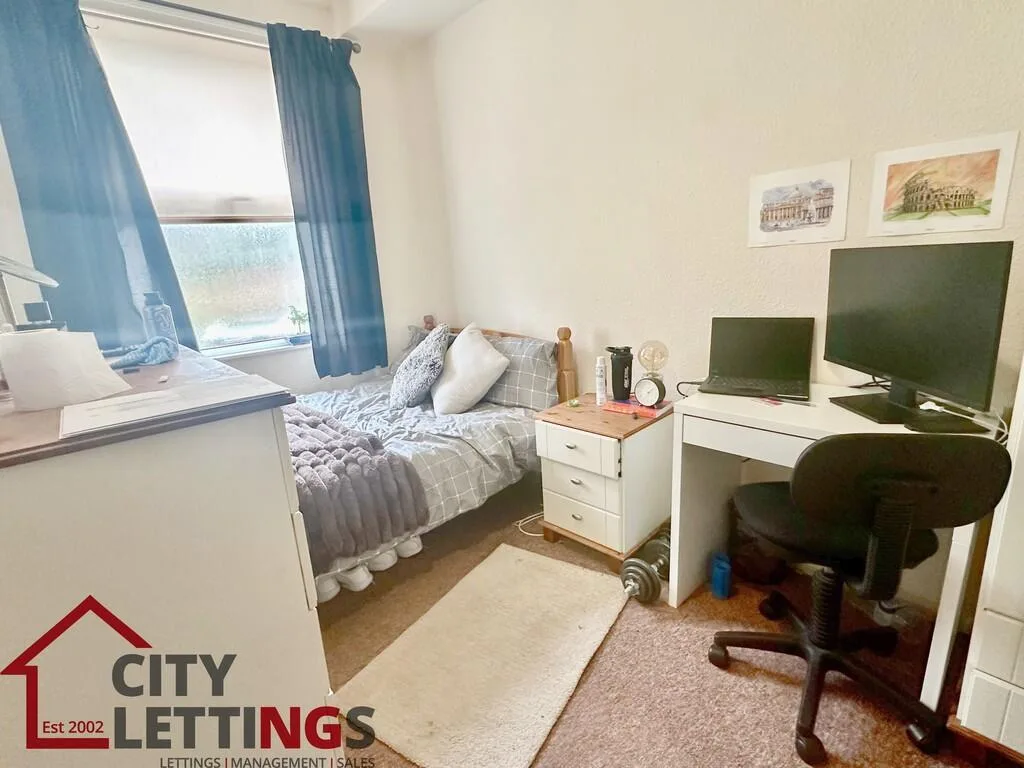 4 bedroom terraced house for rent