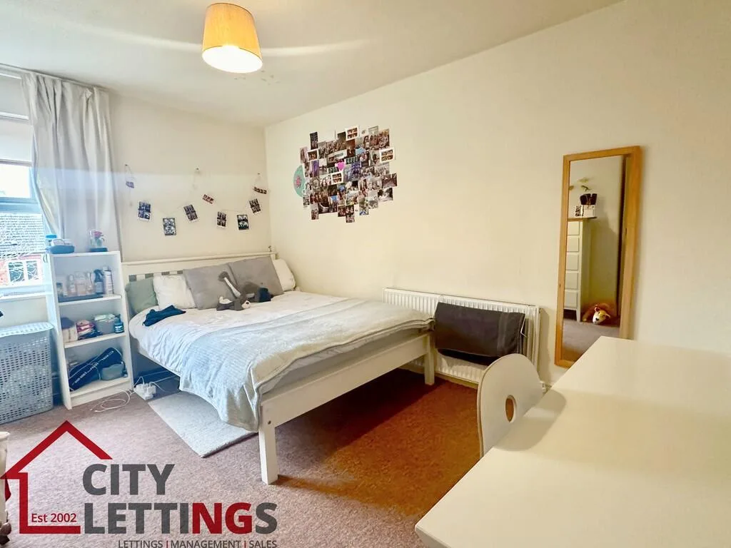 4 bedroom terraced house for rent
