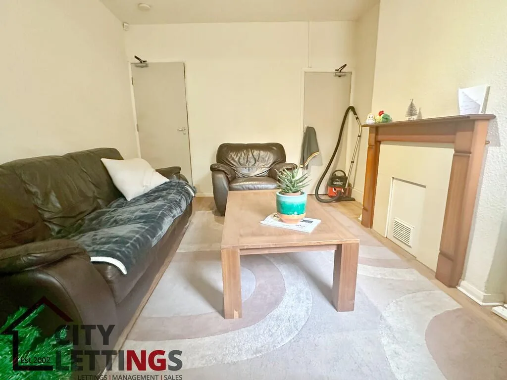 4 bedroom terraced house for rent