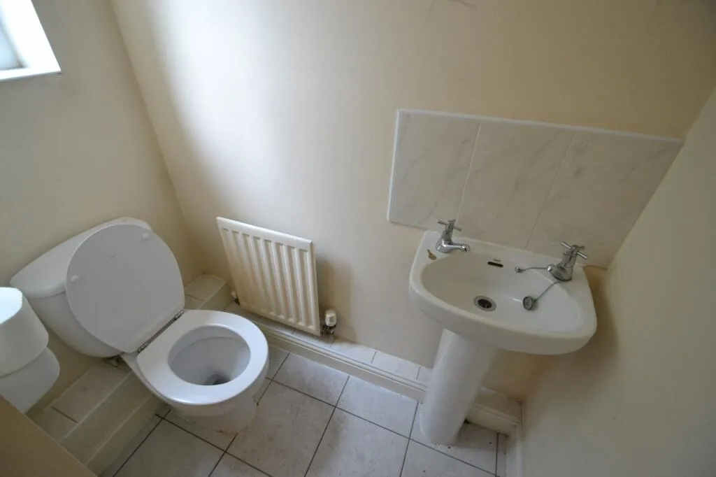4 bedroom terraced house for rent