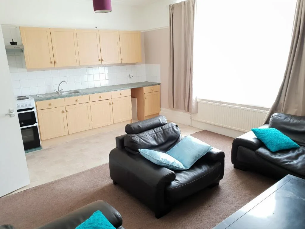 2 bedroom flat for rent