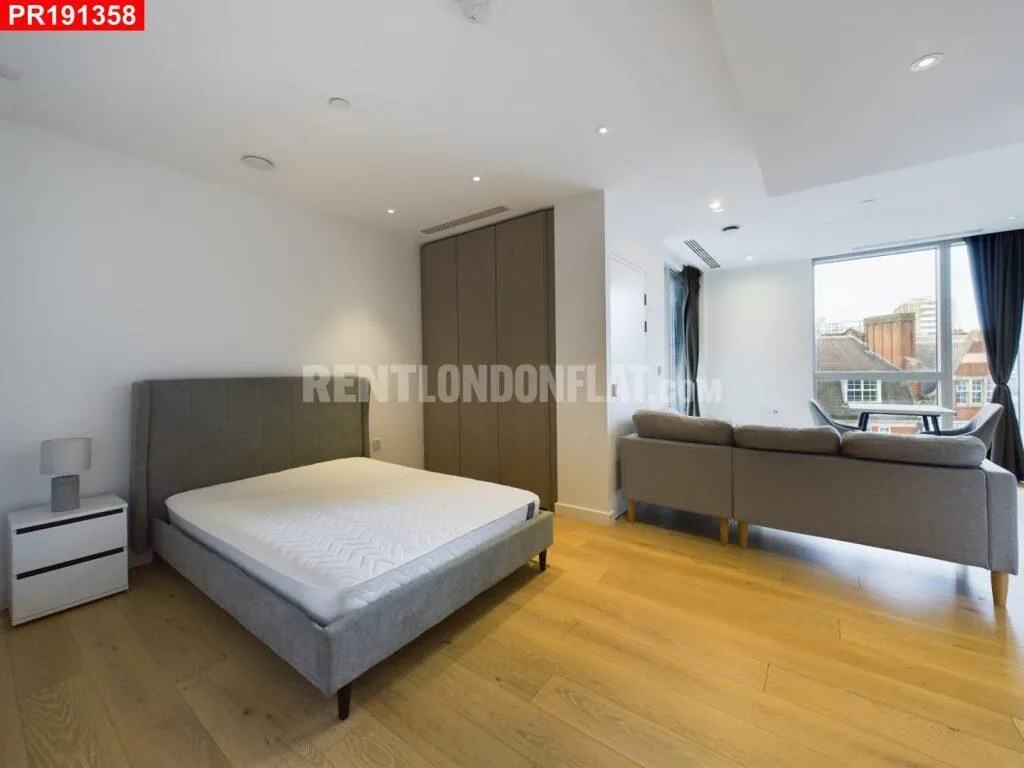 Studio flat for rent
