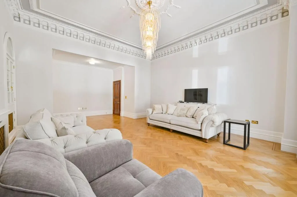 2 bedroom flat for rent