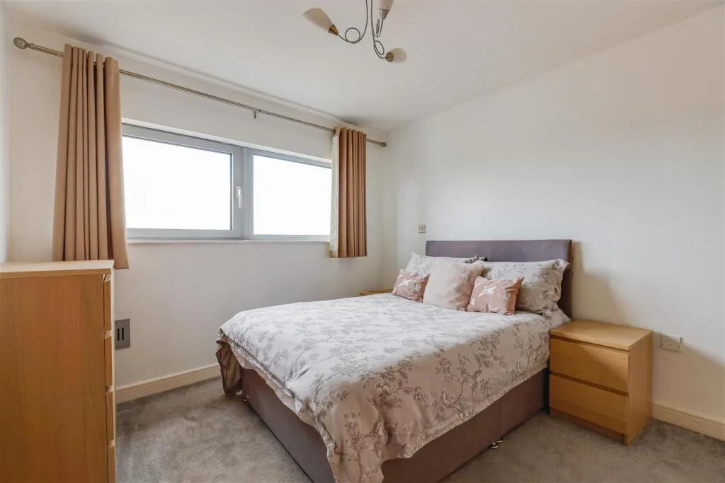 1 bedroom penthouse for rent