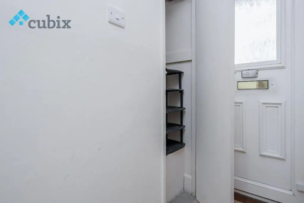 3 bedroom maisonette for rent