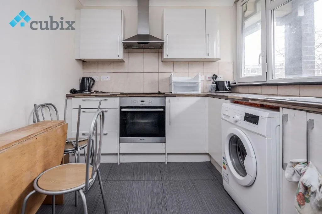 3 bedroom maisonette for rent
