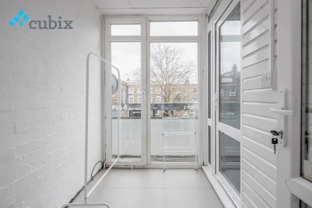 3 bedroom maisonette for rent