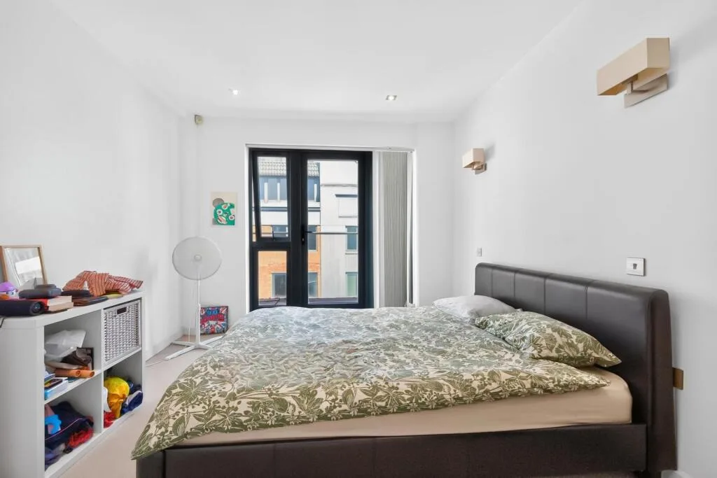 2 bedroom penthouse for rent