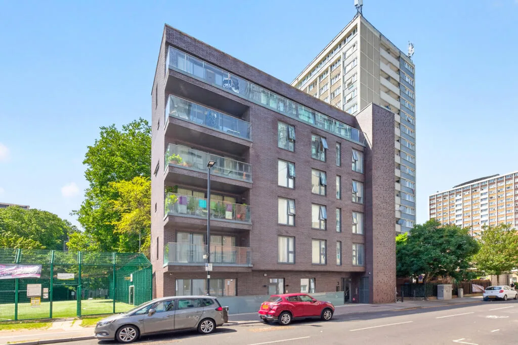 2 bedroom penthouse for rent