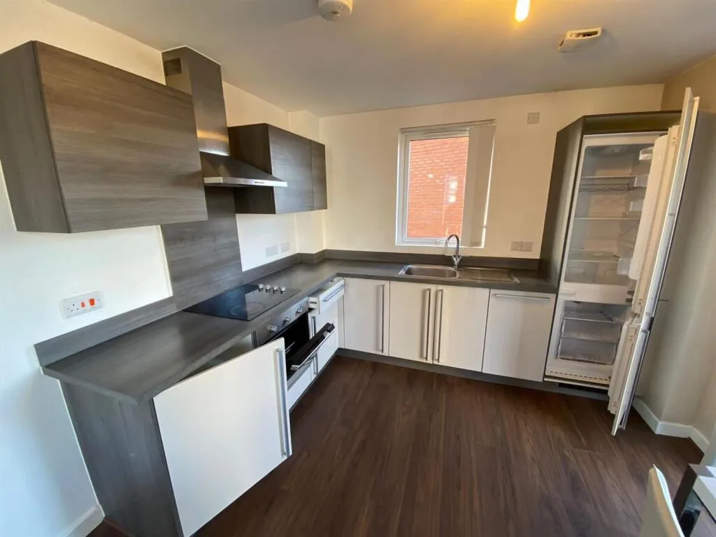 3 bedroom apartment for rent