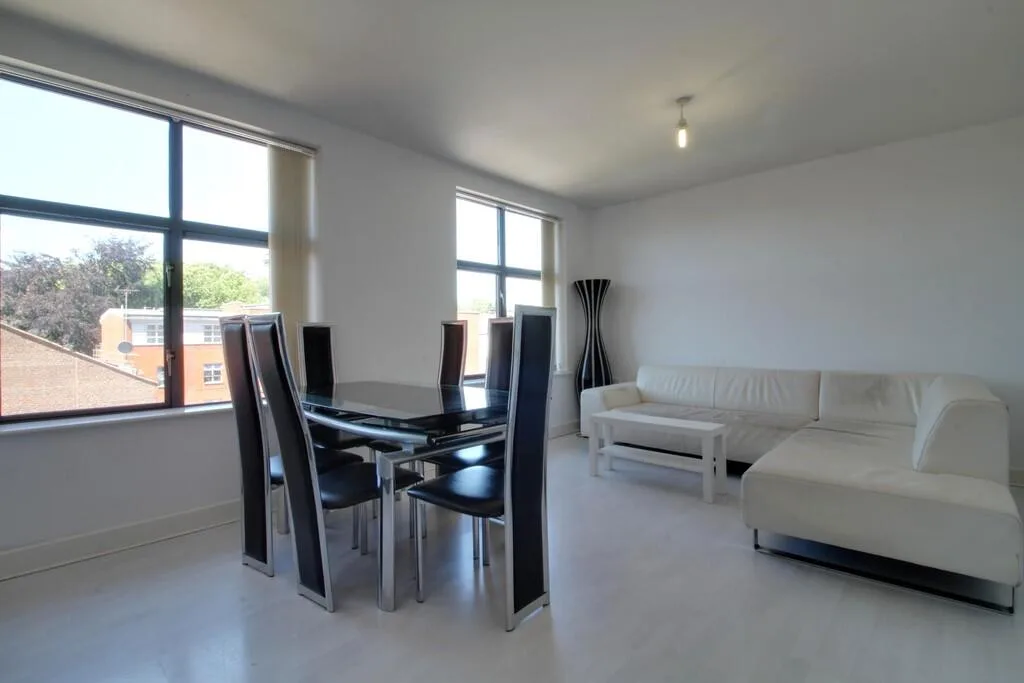 2 bedroom apartment for rent
