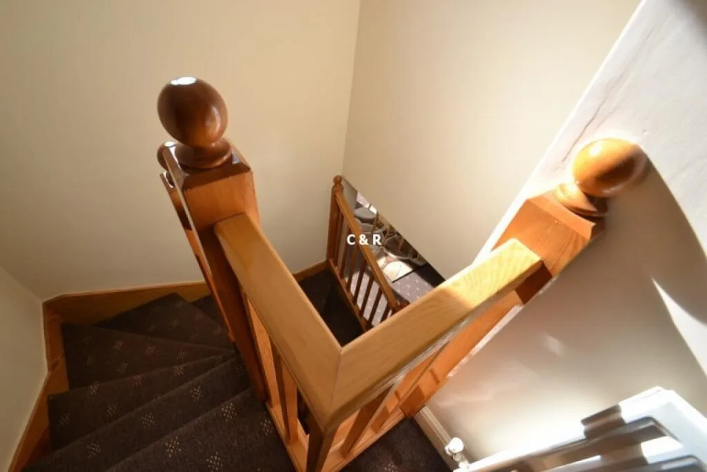 3 bedroom end of terrace house for rent