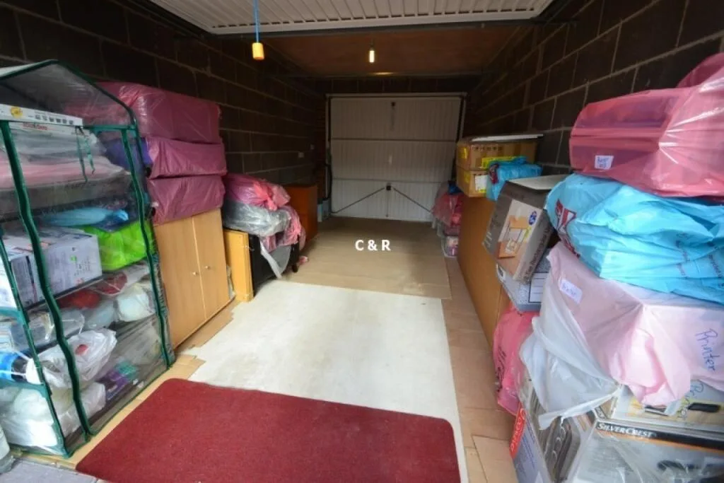 3 bedroom end of terrace house for rent