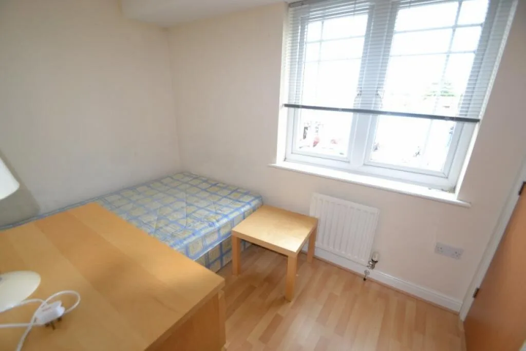 4 bedroom town house for rent