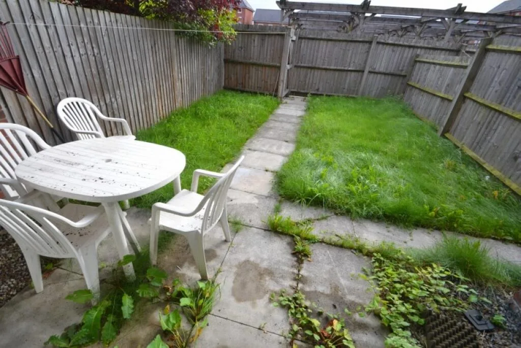 4 bedroom town house for rent