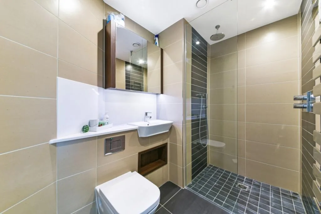 3 bedroom flat for rent