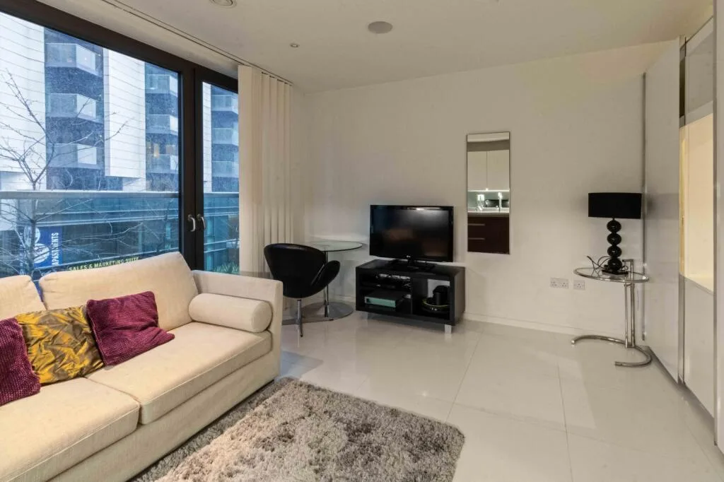 Studio flat for rent