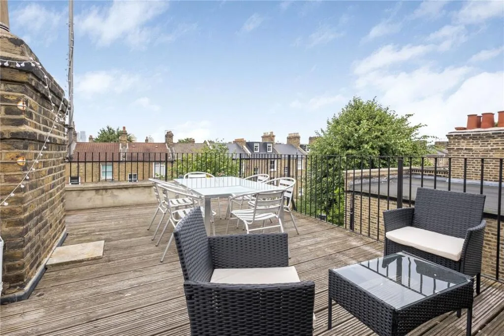 3 bedroom flat for rent