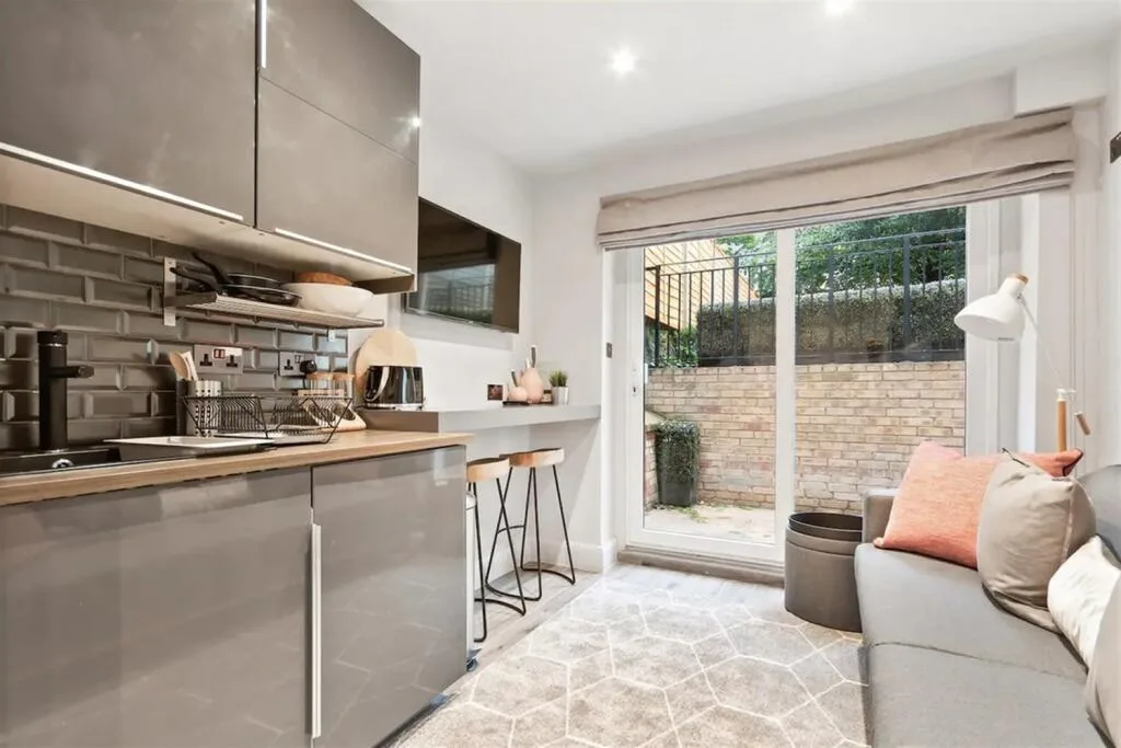 1 bedroom apartment for rent