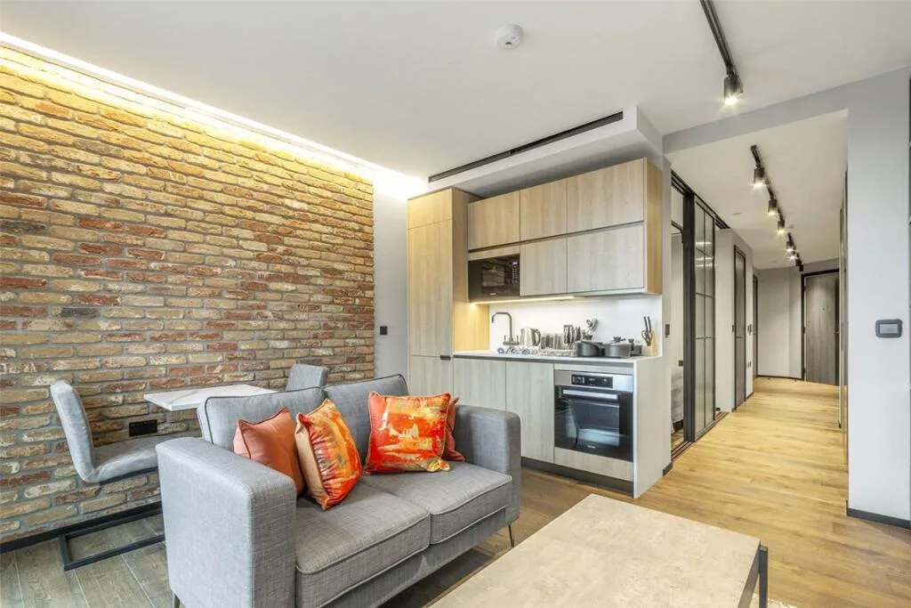 Studio flat for rent