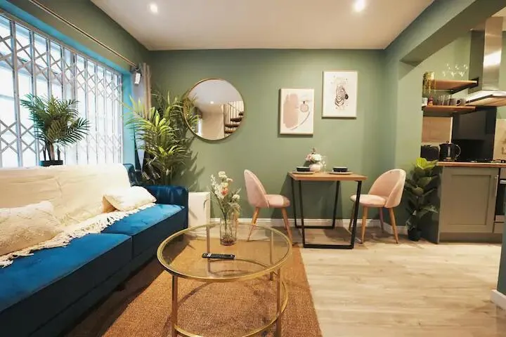 2 bedroom house for rent