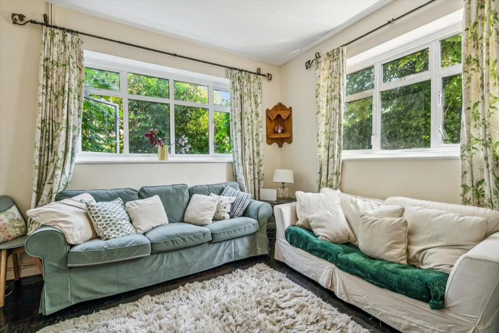 2 bedroom detached house for rent