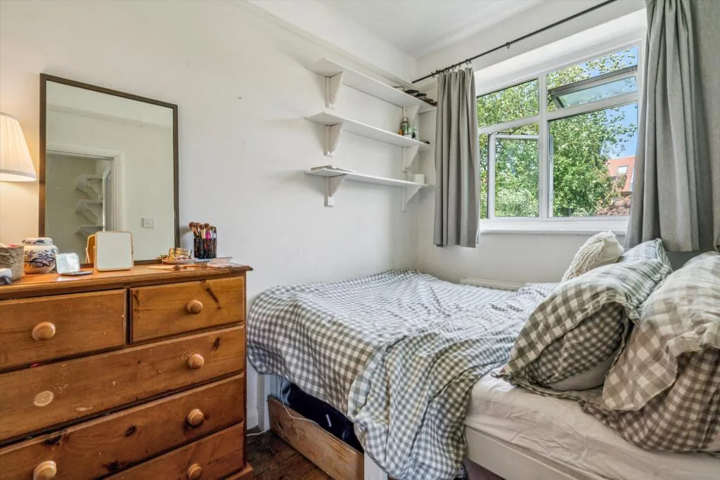 2 bedroom detached house for rent