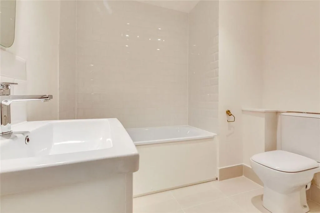 2 bedroom house for rent