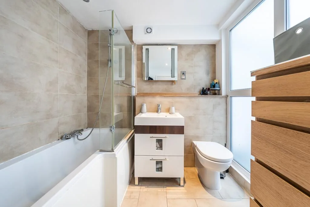 2 bedroom flat for rent