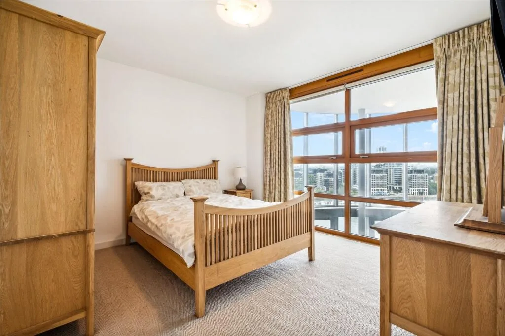 3 bedroom flat for rent