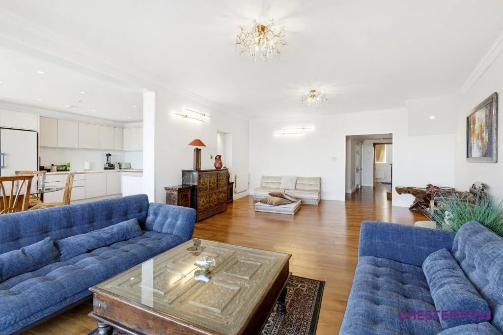 3 bedroom flat for rent