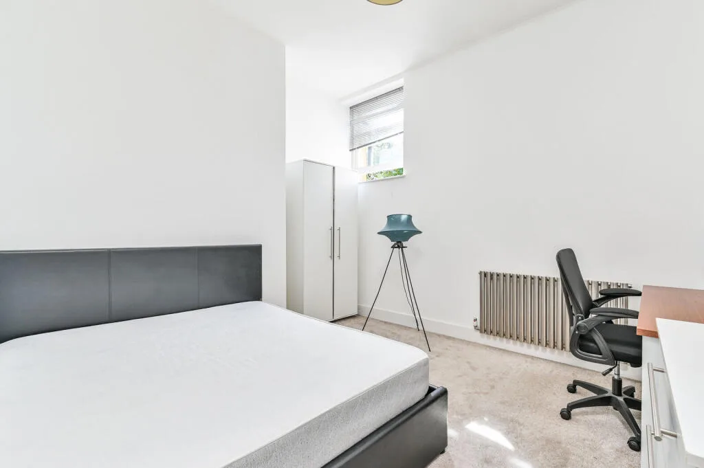 4 bedroom flat for rent