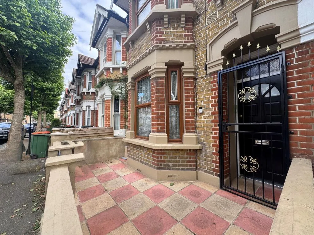 3 bedroom house for rent