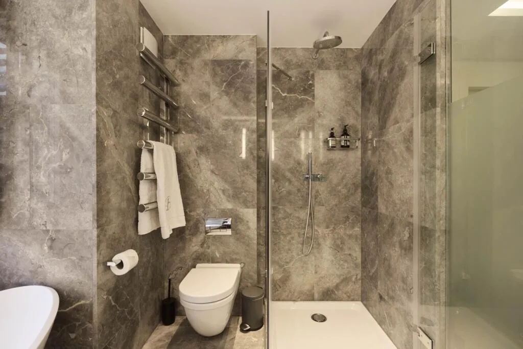 2 bedroom house for rent