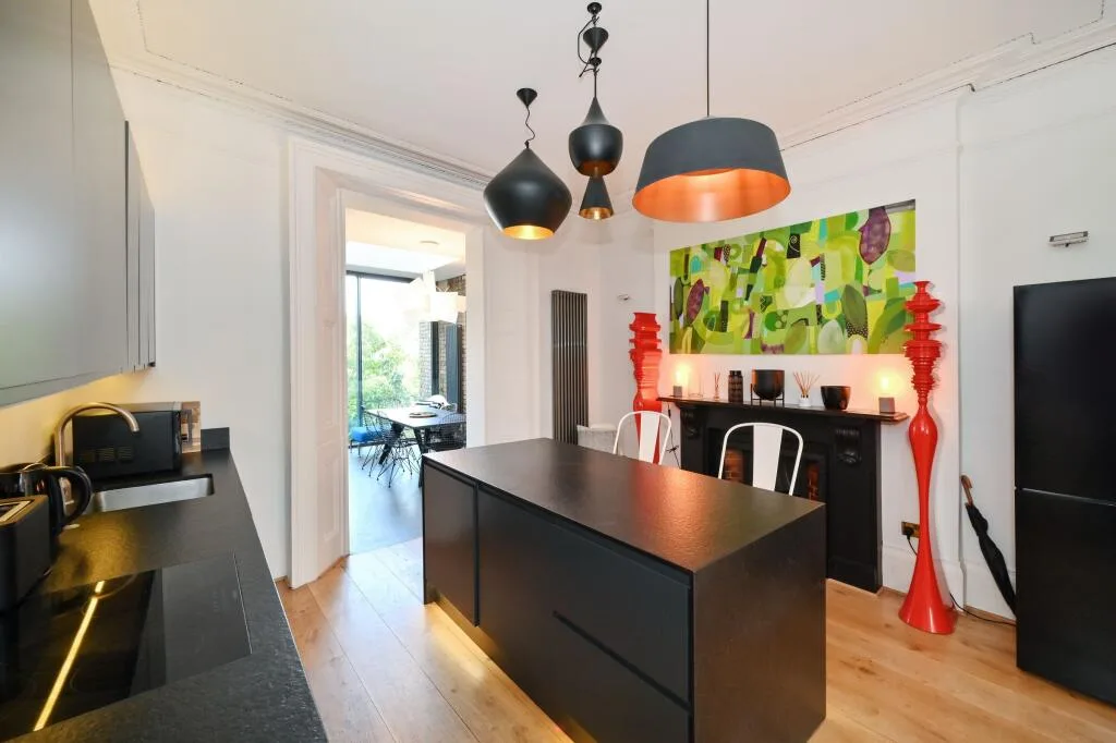 3 bedroom apartment for rent