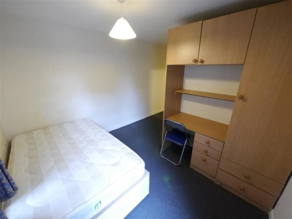 4 bedroom apartment for rent